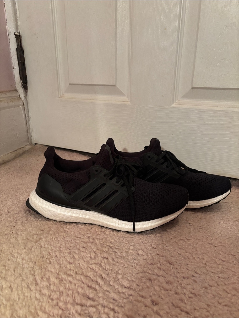 adidas Men's Black and White Athletic Running Shoes